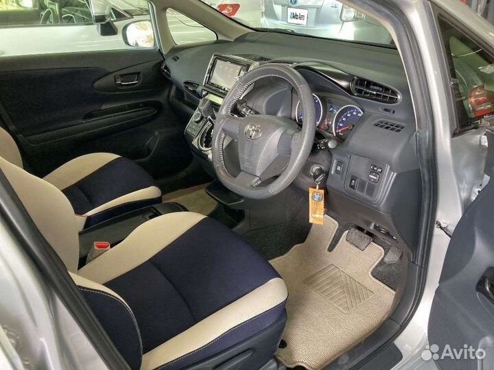 Toyota Wish 1.8 CVT, 2013, 22 000 км