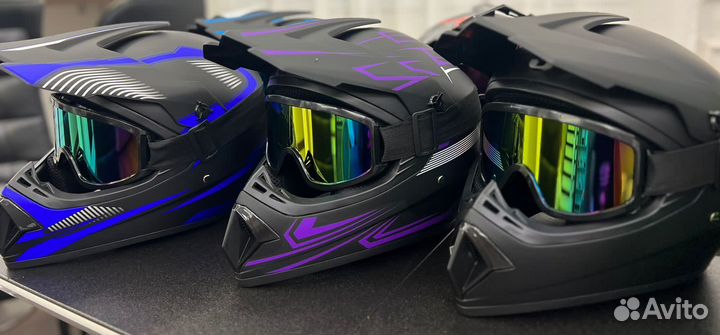 Кроссовый шлем