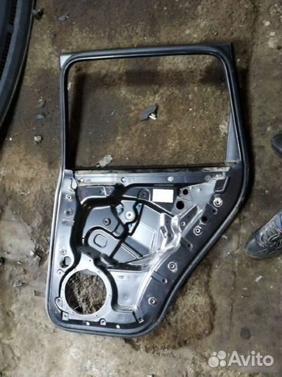 Стеклоподъемник задний правый Porsche Cayenne 955