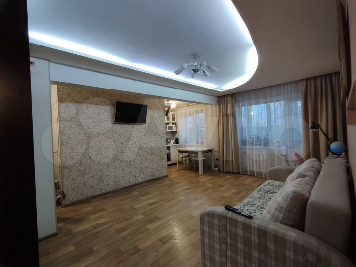 3-к. квартира, 60 м², 2/5 эт.