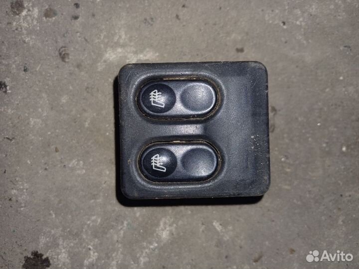 Кнопки обогрева сидений на ваз 2112
