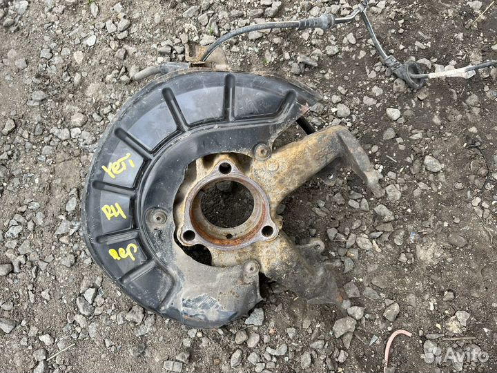 Поворотный кулак Skoda Yeti цети