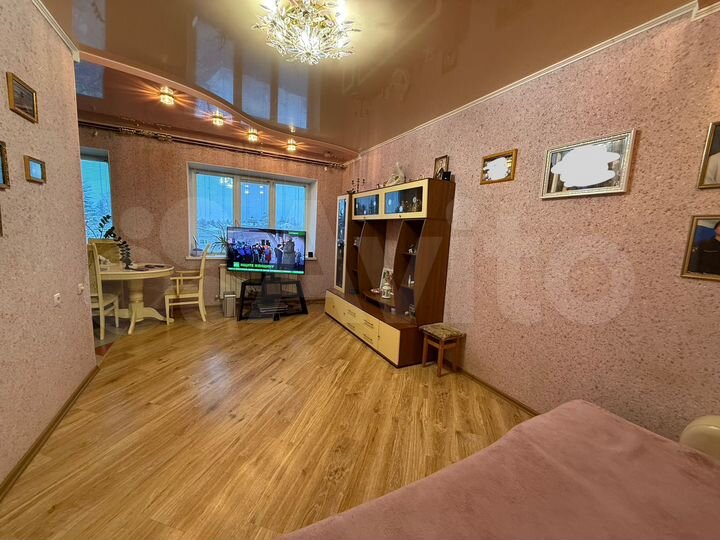 3-к. квартира, 76 м², 3/6 эт.