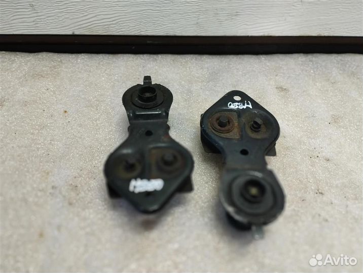 Замок капота, Mercedes E W211 2008