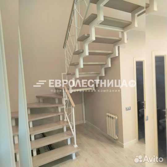 Лестница на второй этаж
