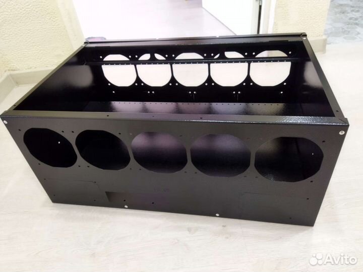 Закрытый корпус для майнинга