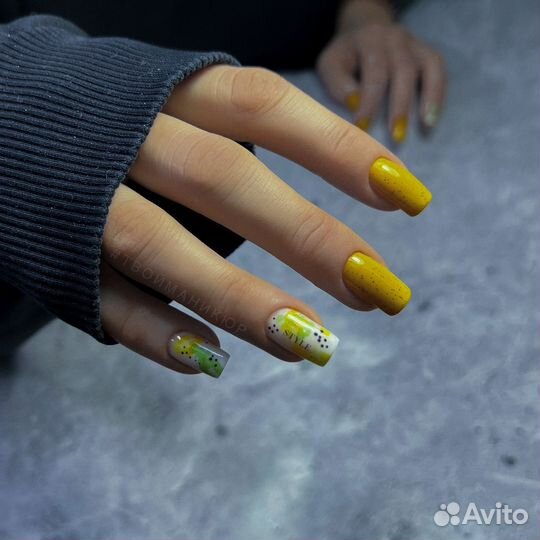 Маникюр Покрытие гель лаком Гель лак