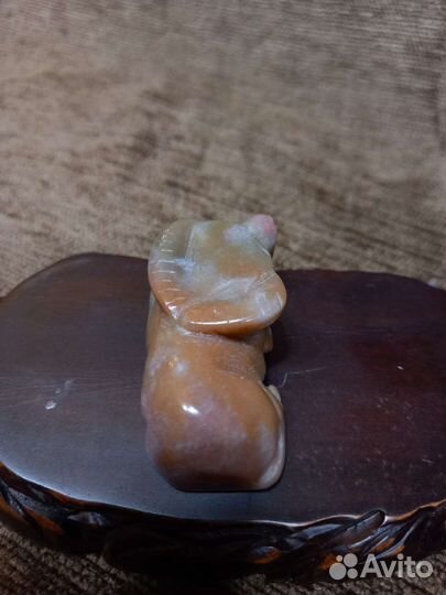 Старинная статуэтка Китай 19 в, нефрит