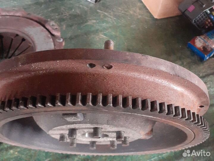 Маховик Suzuki Vitara J20A 2.0 i