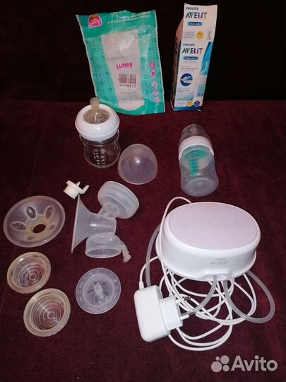Молокоотсос Avent, бутылочки,вкладыши для груди