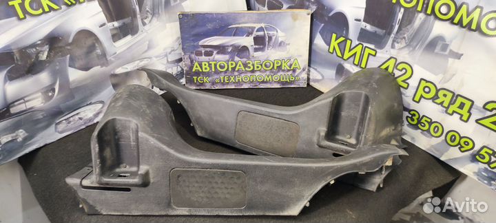 Направляющая задней шторки Volkswagen Polo Variant