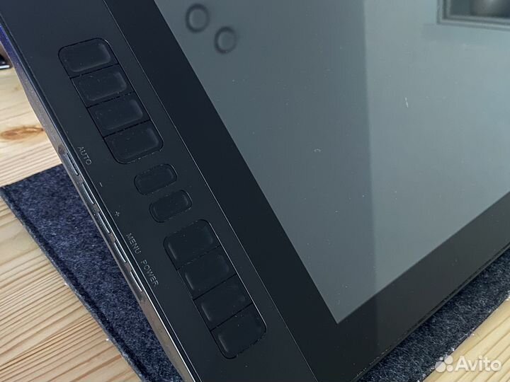 Графический планшет с экраном Gaomon PD1560