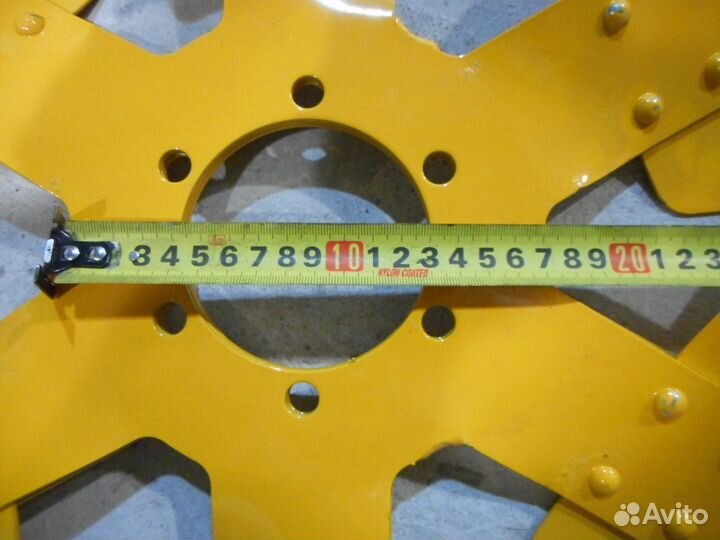 Вентилятор (крыльчатка) системы охлаждения двигате