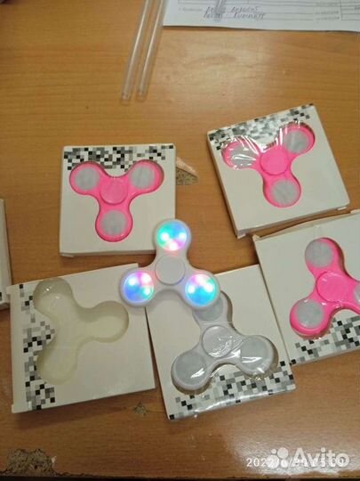 Спиннер игрушка