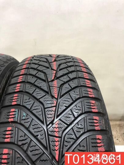 Yokohama BluEarth Winter V905 215/60 R17 96H