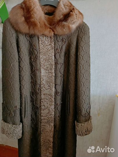 Женская соболиная шапка и пальто отд.соболь и норк