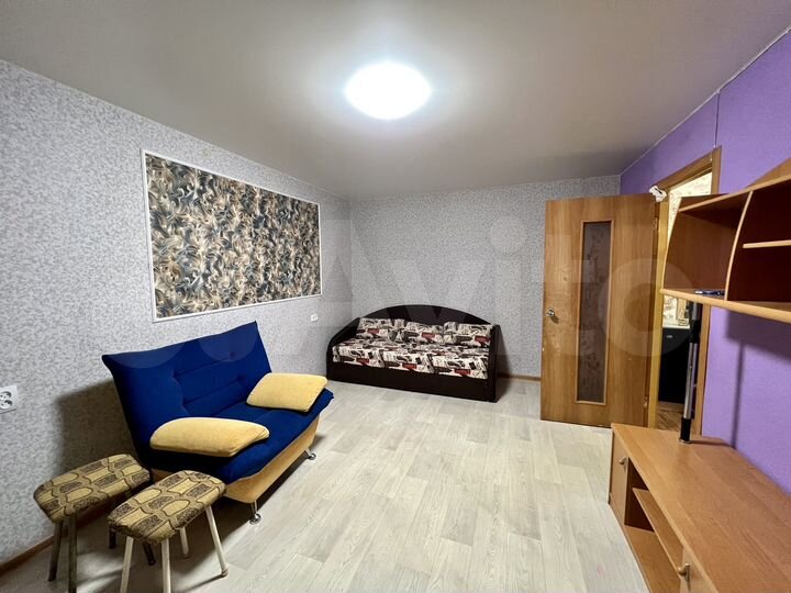 2-к. квартира, 50 м², 1/5 эт.