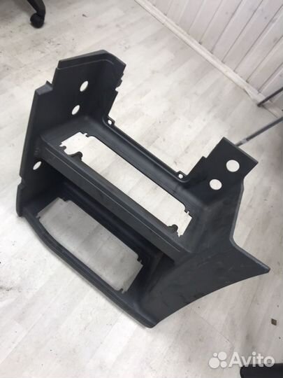 Подножка Mercedes Benz Actros