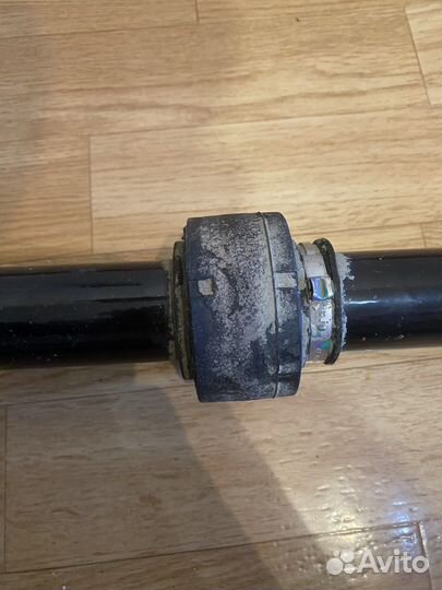 Привод Toyota Corolla E180 правый (б/у)