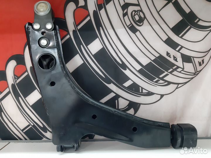 Рычаг левый Daewoo Nexia/Chevrolet Lanos