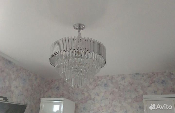 Люстра подвесная хрустальная. Люстра с хрусталем