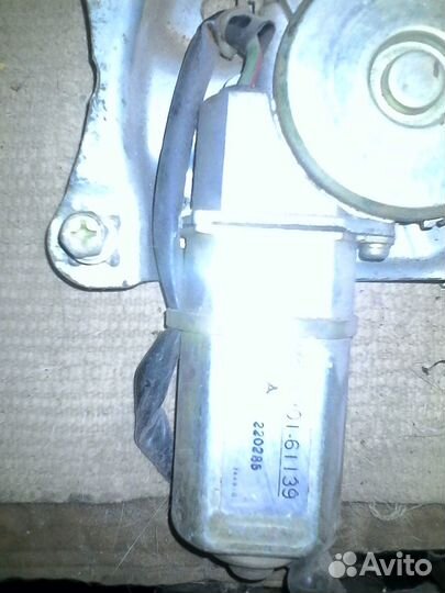 Стеклоподёмник