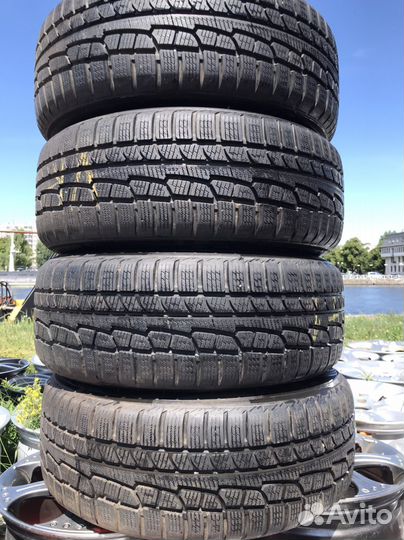 Nokian Tyres WR G2 SUV 235/60 R17 106V