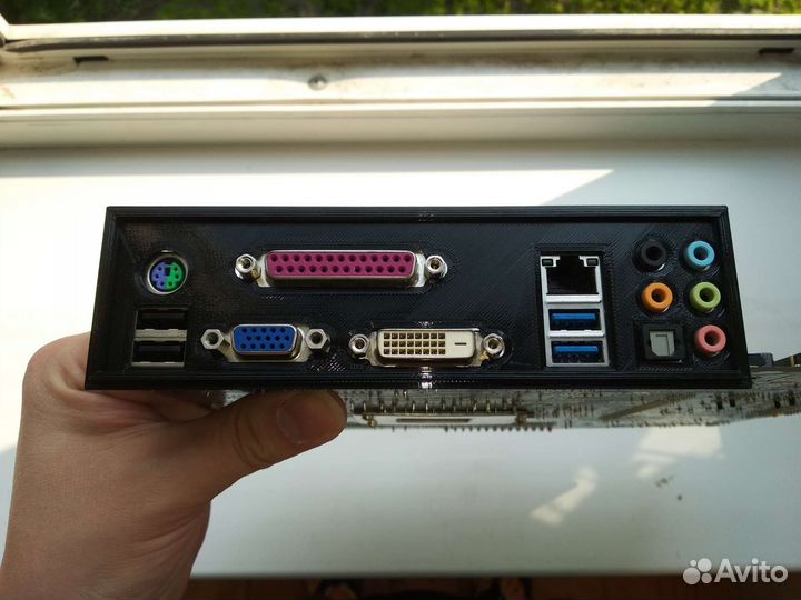 Индивидуальные заглушки для материнских плат