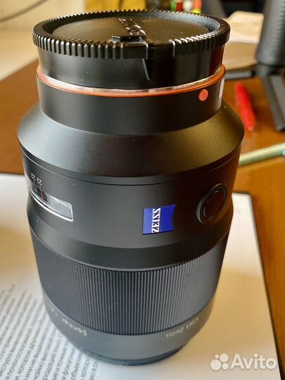 Объектив Sony Sonnar 1,8/135 ZA Carl Zeiss