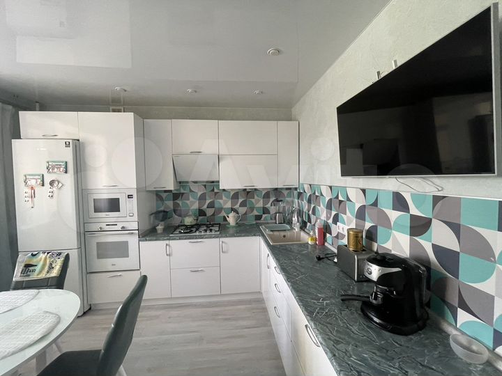 1-к. квартира, 49,9 м², 4/9 эт.