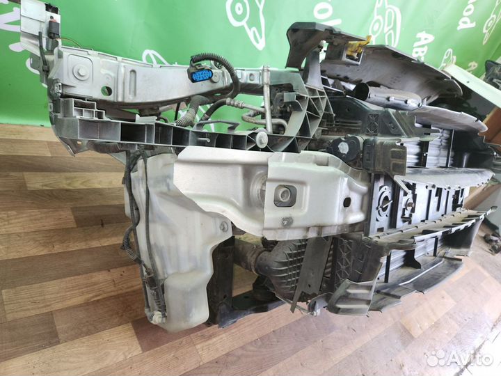 Панель передняя Ford Kuga 2013 - 16