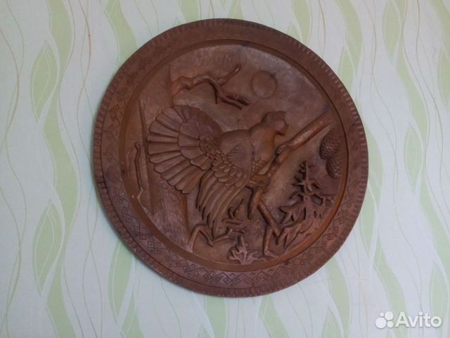 Настенная тарелка дерево