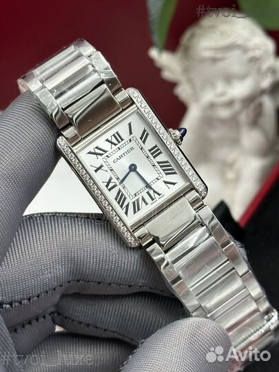 Часы cartier tank