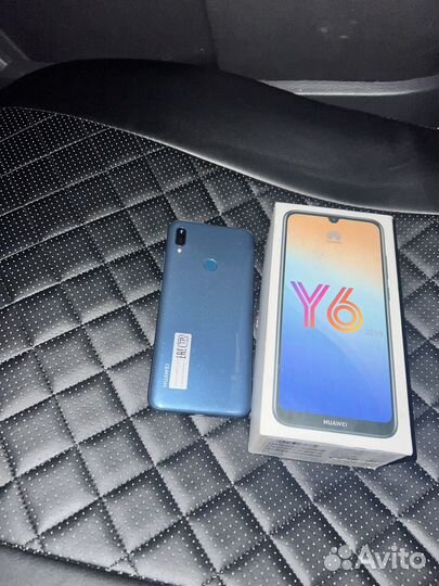 HUAWEI Y6 (2019), 2/32 ГБ