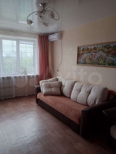 2-к. квартира, 54 м², 4/9 эт.
