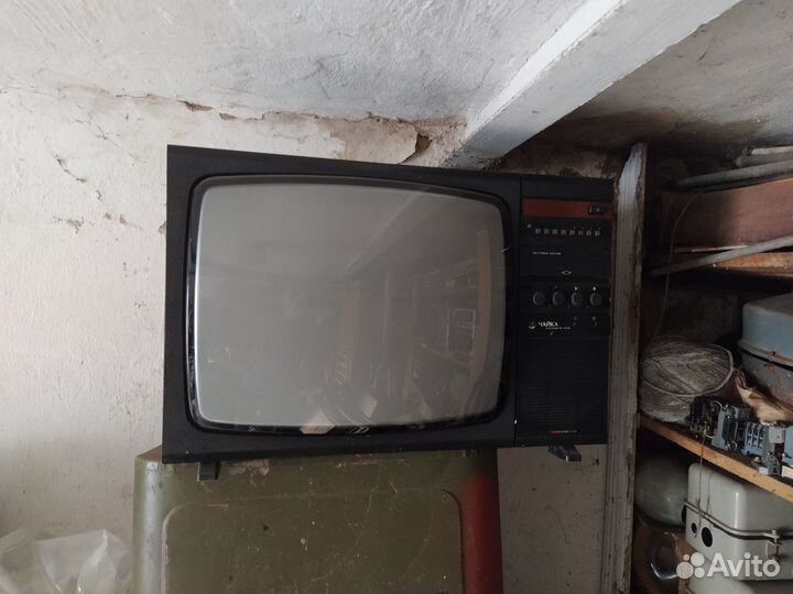Телевизор б/у