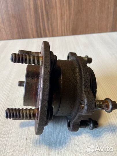 Ступица задняя Ford Focus 3 pnda