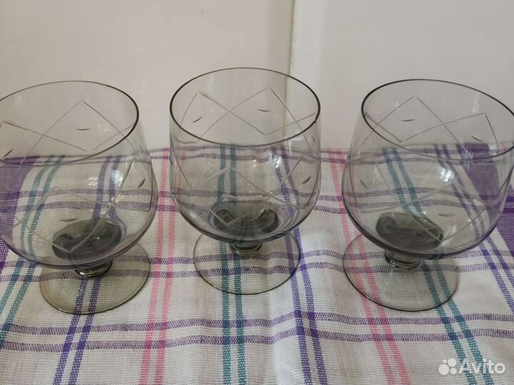 Бокалы рюмки из цветного стекла СССР
