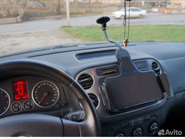 Держатель планшета для авто