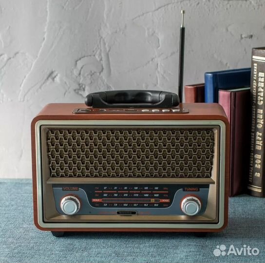 Радиоприемник в стиле ретро