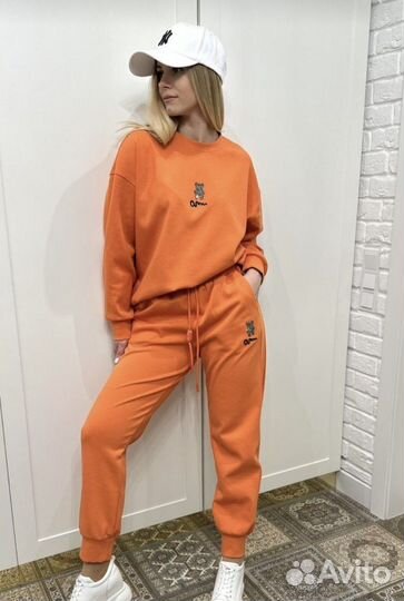 Спортивный костюм