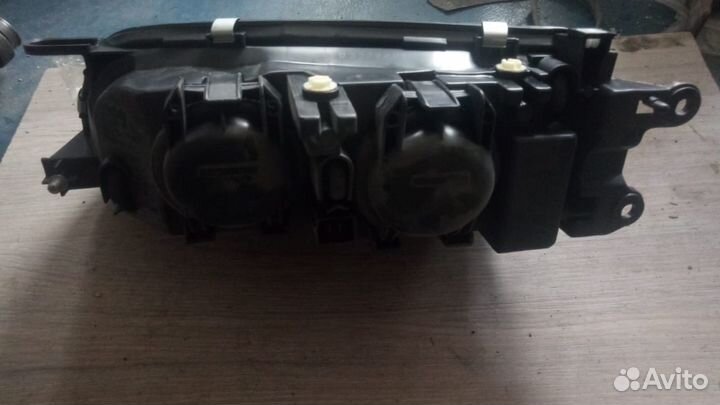 Фара правая mazda 626 gf