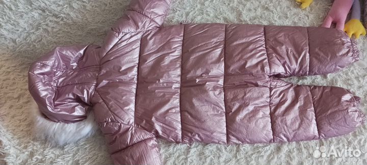 Зимний комбинезон для девочки