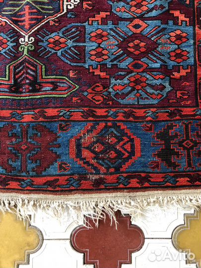 Ковер ручной работы