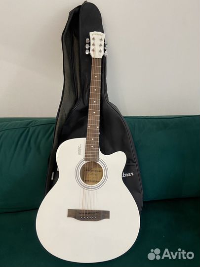 Акустическая гитара