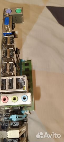 Материнская плата