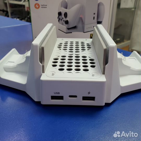 Подставка для Microsoft Xbox Series S dobe TYX-066