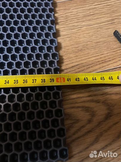 Коврик под миску