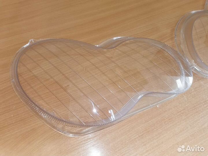 Стекла фар левое правое Mercedes C w203