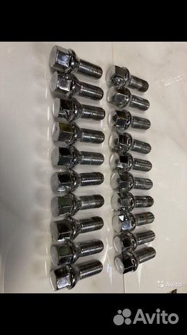 Колесные болты новые 20 шт
